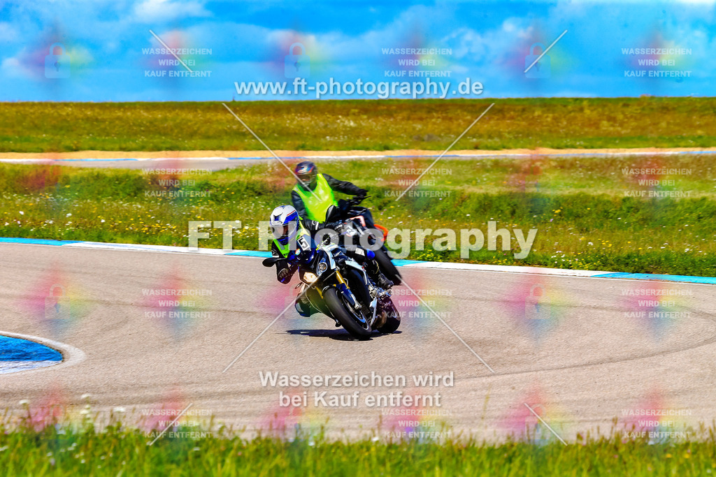 005-6000 | Hier findet Ihr Bilder von Touristenfahrten auf der Nürburgring Nordschleife oder von anderen Veranstaltungen die ich besucht habe. Viel Spass beim Durch Schauen 