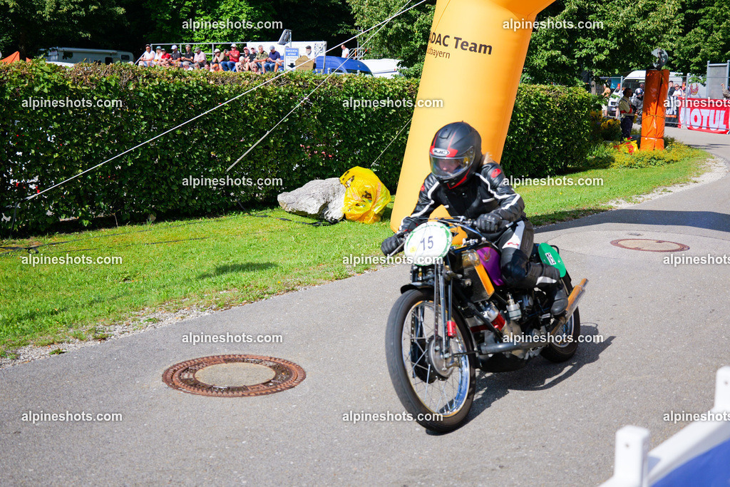 P1025919 | Erleben Sie atemberaubende, hochqualitative Fotos Ihrer Fahrt entlang der malerischen Alpenstraßen. Besuchen Sie alpineshots.com, um professionelle Aufnahmen Ihrer unvergesslichen Reise zu finden und zu kaufen - Realisiert mit Pictrs.com