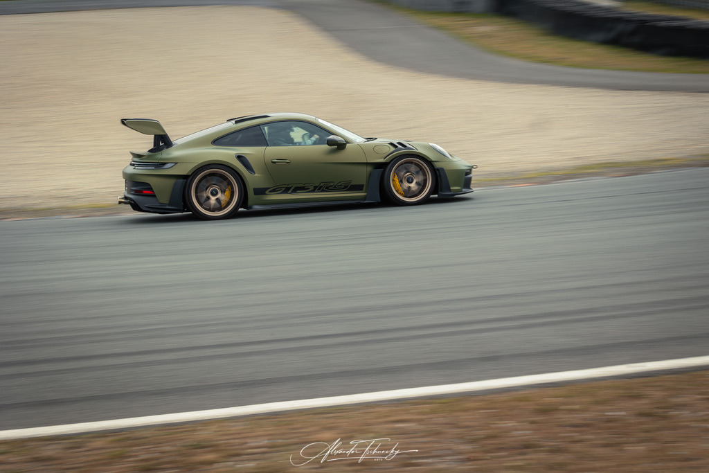 R6PZ0864 _Alexander Tschuncky | Entdecken Sie die faszinierende Welt von Alexander Tschuncky Arts: Kreative Fotografie, atemberaubende Automobilkunst und hochwertiger Bilderdruck. Lassen Sie sich inspirieren! - Realisiert mit Pictrs.com