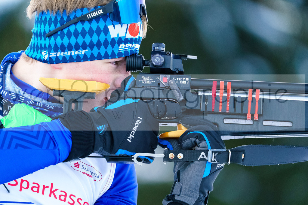 DSC Oberwiesenthal | Vom 19. - 21. Januar fand in der Sparkassen-Skiarena Oberwiesenthal der DSV E.INFRA Schülercup Biathlon statt.