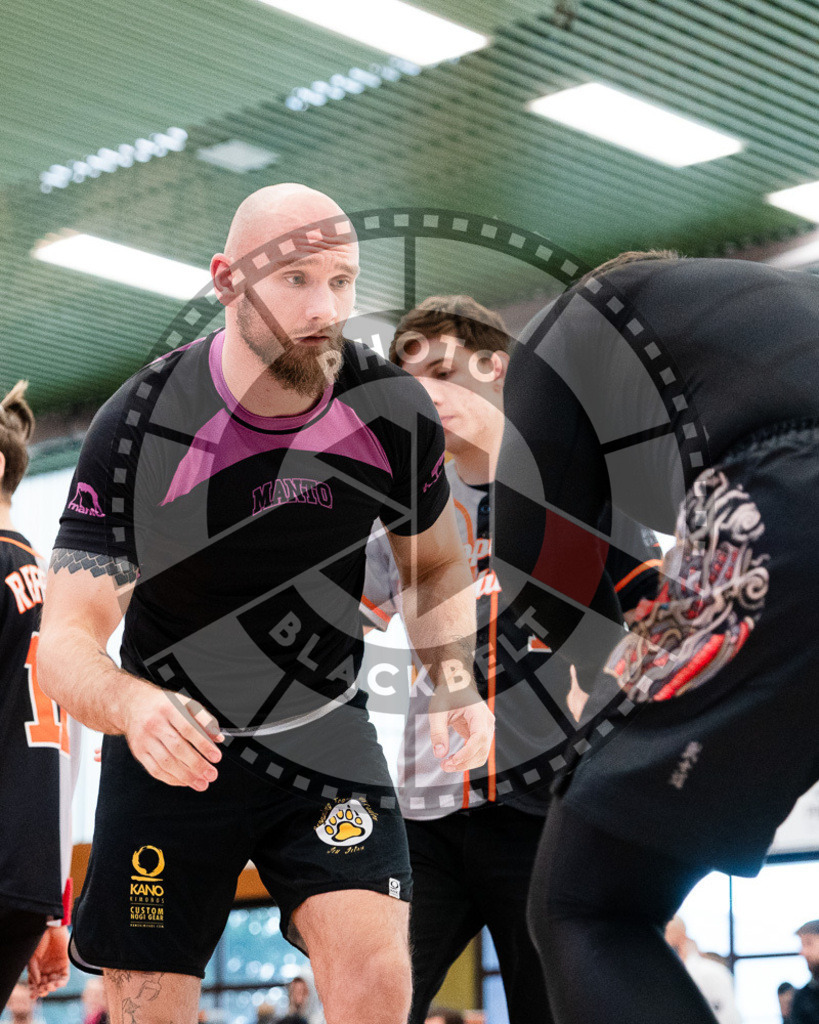 20251122PBB13570 | Athletes compete during the Grappling Industries Berlin Jiu-Jitsu and Grappling Championship, on November 22, 2025 in Berlin, Germany. © photoblackbelt
