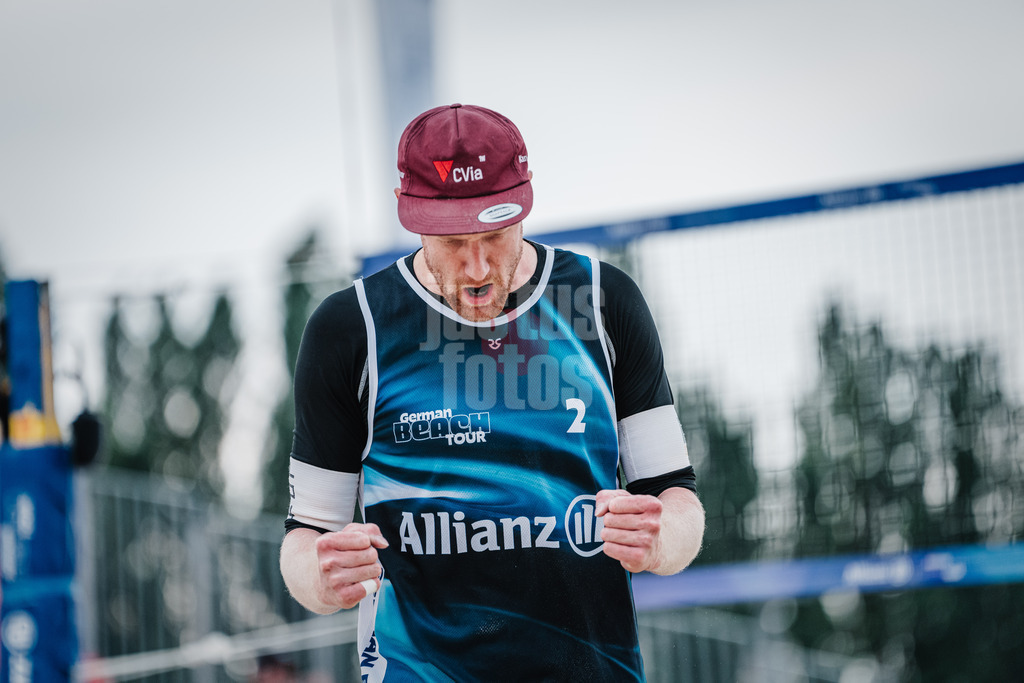 Beachvolleyball | Männer | German Beach Tour 2024 | Tourstop Bremen | 07.06.2024 | Yannick Harms jubelt