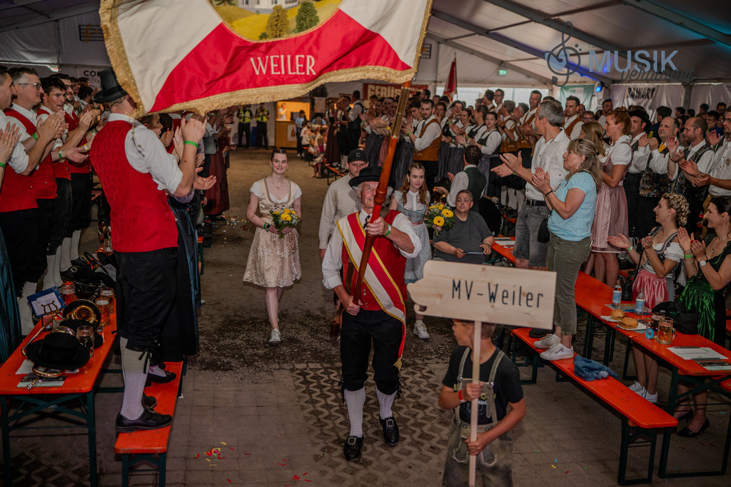 DSC_4474 | "Fussifoto.com – Ihr Ansprechpartner für hochwertige Fotografie! Entdecken Sie kreative Bilder und professionelle Dienstleistungen. Kontaktieren Sie uns für Ihre Projekte!"