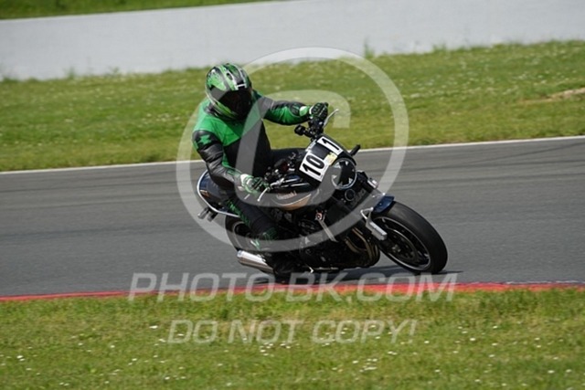 2024_06_21_PBK_14389 | Sportfotografie; SlowMotion; Video; Rennstrecke; Hafeneger; Speer; Racing; RSE; BMW; CBO; Trackday; Motorsportarena; Hockenheimring; Brno; Most; Barcelona; Valencia