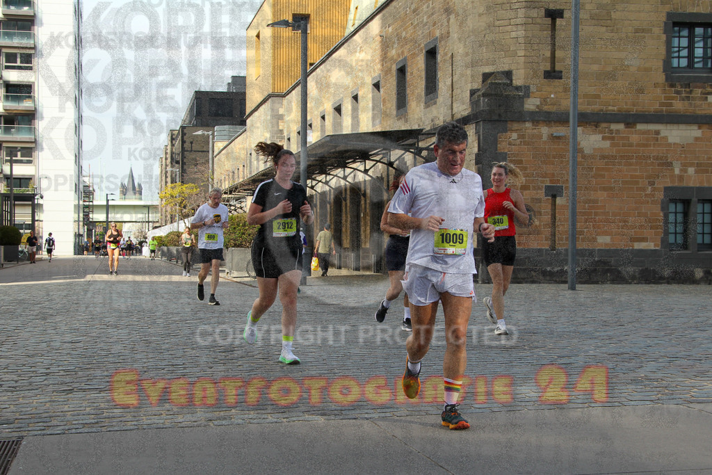 250920_1501_EV4_7886 | Sportfotografie im Rhein-Sieg Kreis, Köln, Bonn, NRW, Rheinland Pfalz, Hessen, etc. Unser Tätigkeitsfeld umfasst den Laufsport vom Volkslauf über den Marathon, Duathlon, Triathon bis zum Ultralauf wie Kölnpfad Ultra oder Schindertrail.