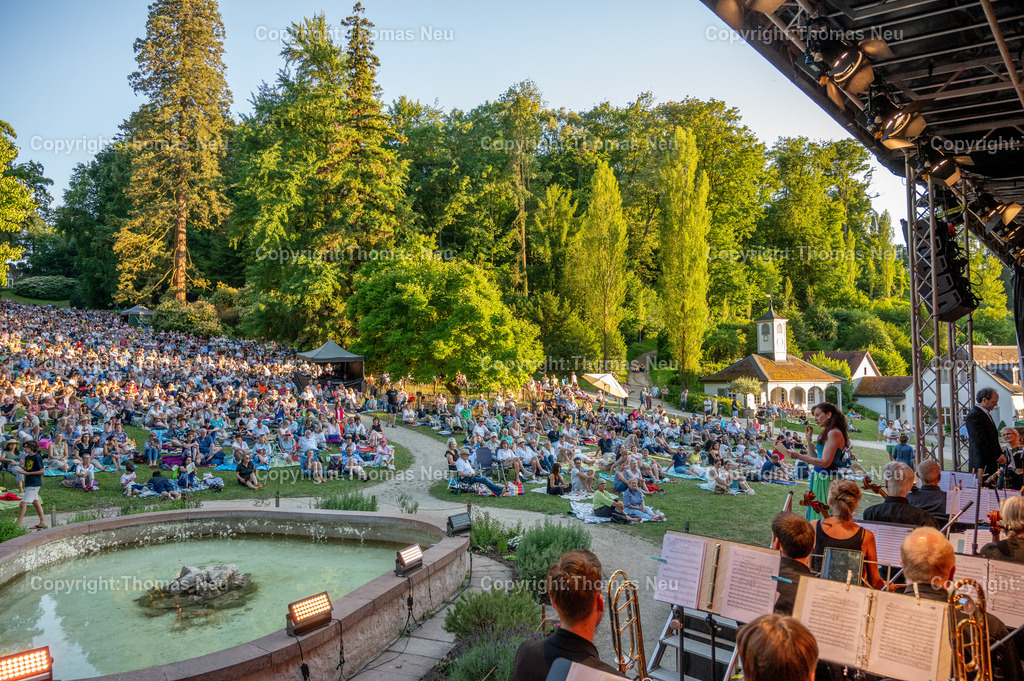 DSC_2988 | 28.06.2025, Bensheim, Auerbach, Opern Air im Staatspark Fürstenlager, Cosima Seitz führte durch das Programm, ,, Bild: Thomas Neu