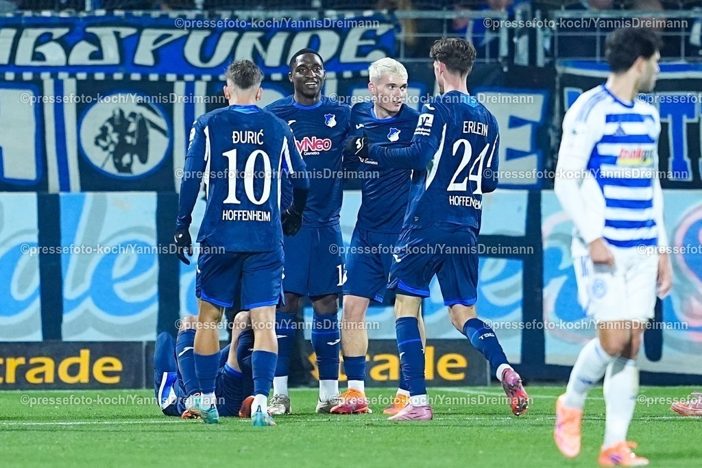 xYDRx21112501063 | 21.11.2025, xydrx, Fußball, 3.Liga, TSG 1899 Hoffenheim II - MSV Duisburg, Saison 2025 2026, Dietmar-Hopp-Stadion:     Torjubel nach dem Tor zum 4:0 für die TSG 1899 Hoffenheim II durch Torschütze David Mokwa Ntusu (TSG 1899 Hoffenheim II #13)  zusammen mit Paul Hennrich (TSG 1899 Hoffenheim II #11) DFB regulations prohibit any use of photographs as image sequences and or quasi-video.