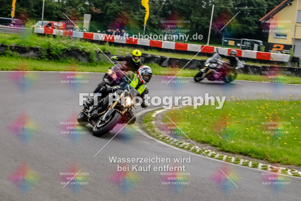 VBK-6948 | Hier findet Ihr Bilder von Touristenfahrten auf der Nürburgring Nordschleife oder von anderen Veranstaltungen die ich besucht habe. Viel Spass beim Durch Schauen 