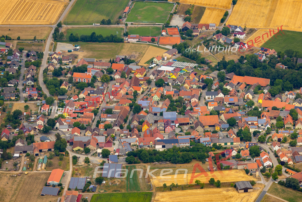 weigenheim-luftbild-2022-7906 | Aktuelles Luftbild von  Weigenheim - Die Luftaufnahme wurde 2022 mittels UL-Flugzeug erstellt ( keine Drohne ) - hochauflösende Kamera-Systeme von  Canon -
Beste Qualität - Für grossformatige Ausdrucke geeignet. Die Geschenkidee !
