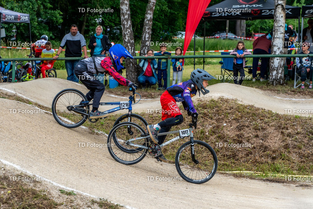 BayBMX2026-05146 | Fotogalerie von Thomas Dettweiler mit Eventbildern und lizenzfreien Fotos. Perfekt als Wandbild, für Büro, Website oder private Nutzung. - Realisiert mit Pictrs.com