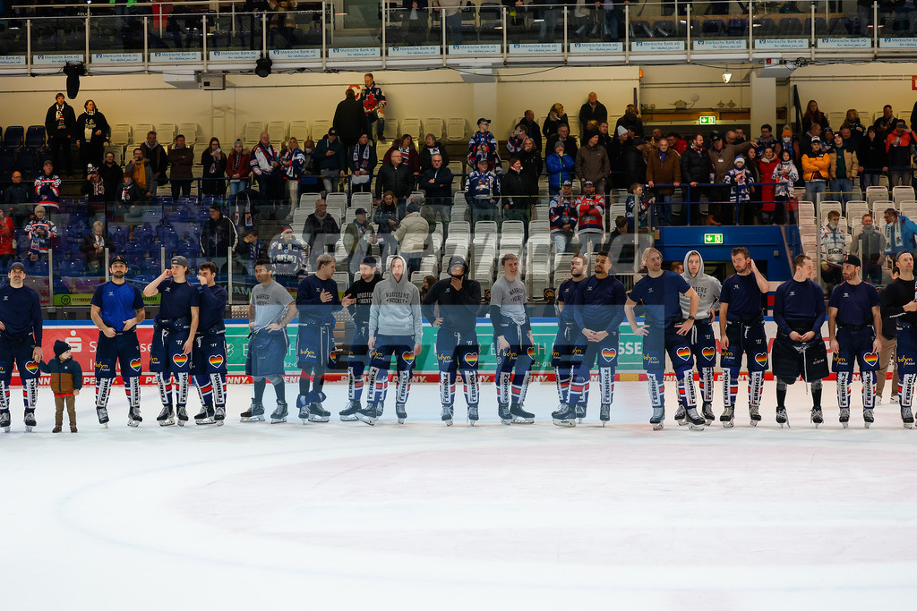 Iserlohn Roosters - Duesseldorfer EG | 
DEL: Iserlohn Roosters - Duesseldorfer EG - Realisiert mit Pictrs.com