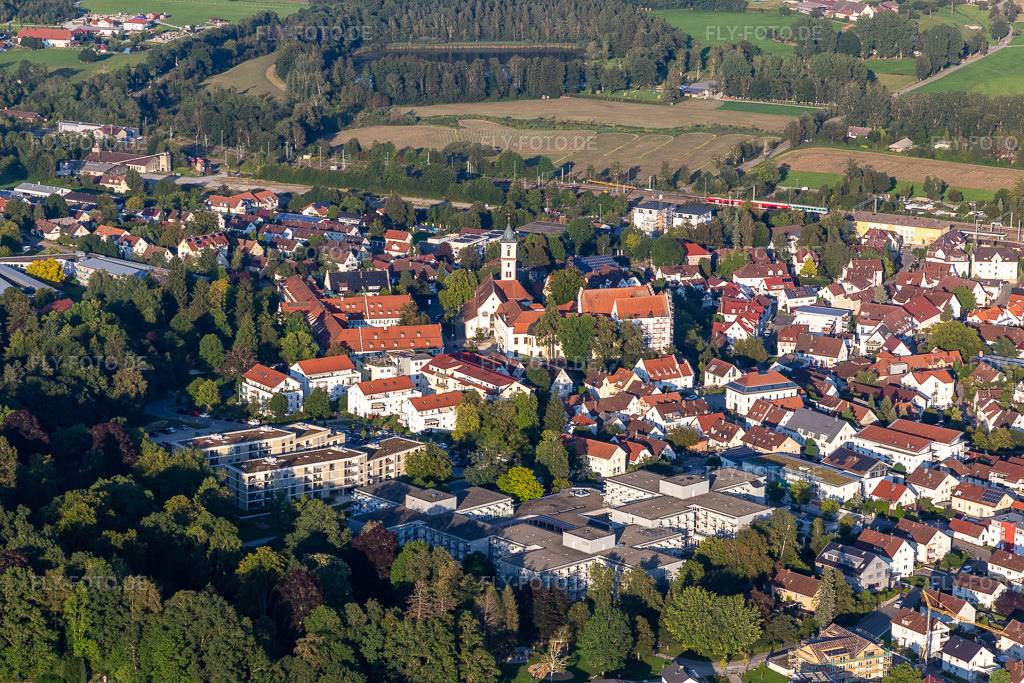 Luftbild: Schloss Aulendorf im Ortsteil Steegen in Aulendorf im Bundesland Baden-Württemberg in Deutschland. Foto: IMG_128967.jpg vom 03.09.2021 durch Werner Riehm/FLY-FOTO.de