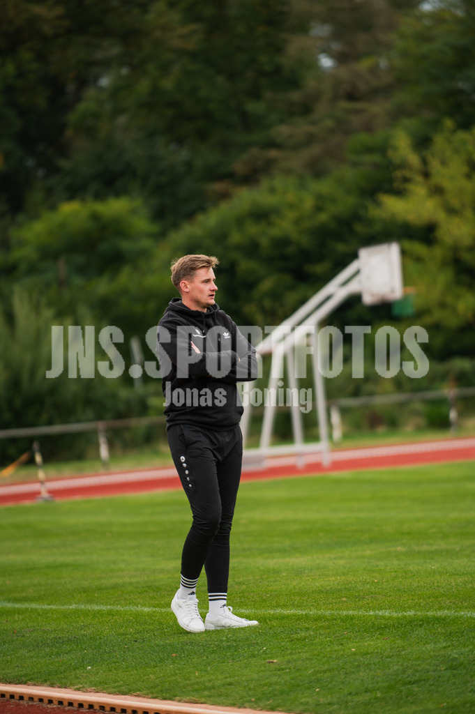 FRI-LOH-8 | jns.sportfotos - Realisiert mit Pictrs.com