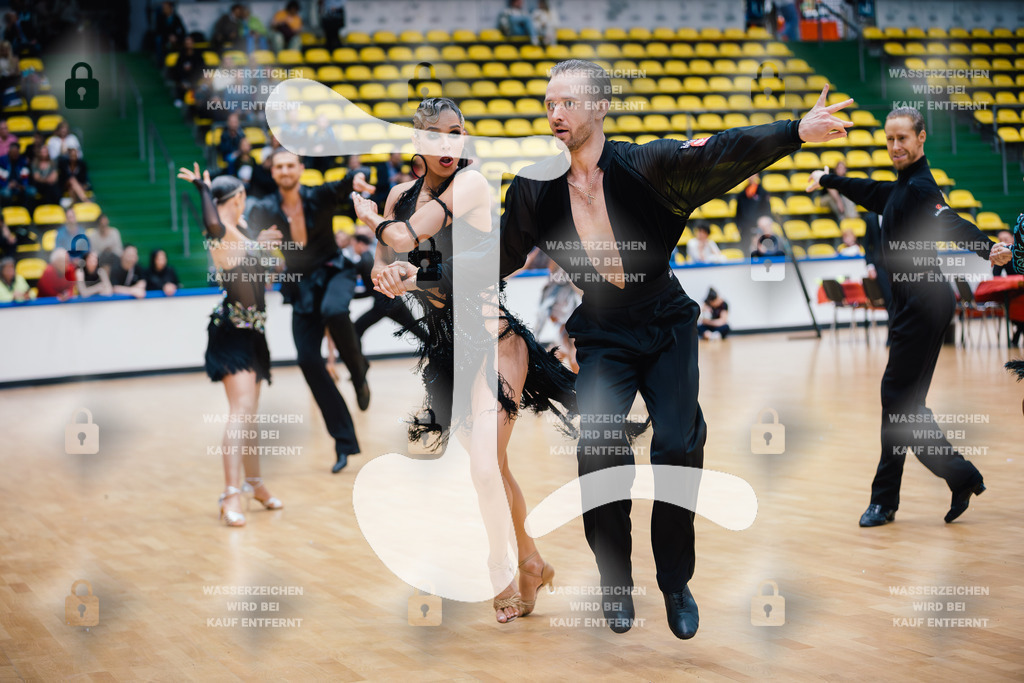Hessen Tanzt WDSF International Open Latin 4th (83) Vitalii Zakharov _ Tabea Louisa Thaler (TC Blau-Orange Wiesbaden)-2025-05-18-4701 | Webshop for digital downloads and prints of dance sport, event & show photographer Julian Link - Realisiert mit Pictrs.com