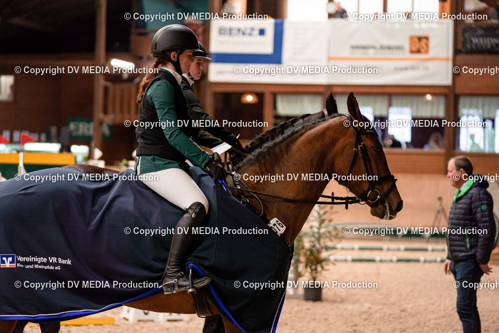 Springen Tag 2-369 | dv-media-shop - Realisiert mit Pictrs.com