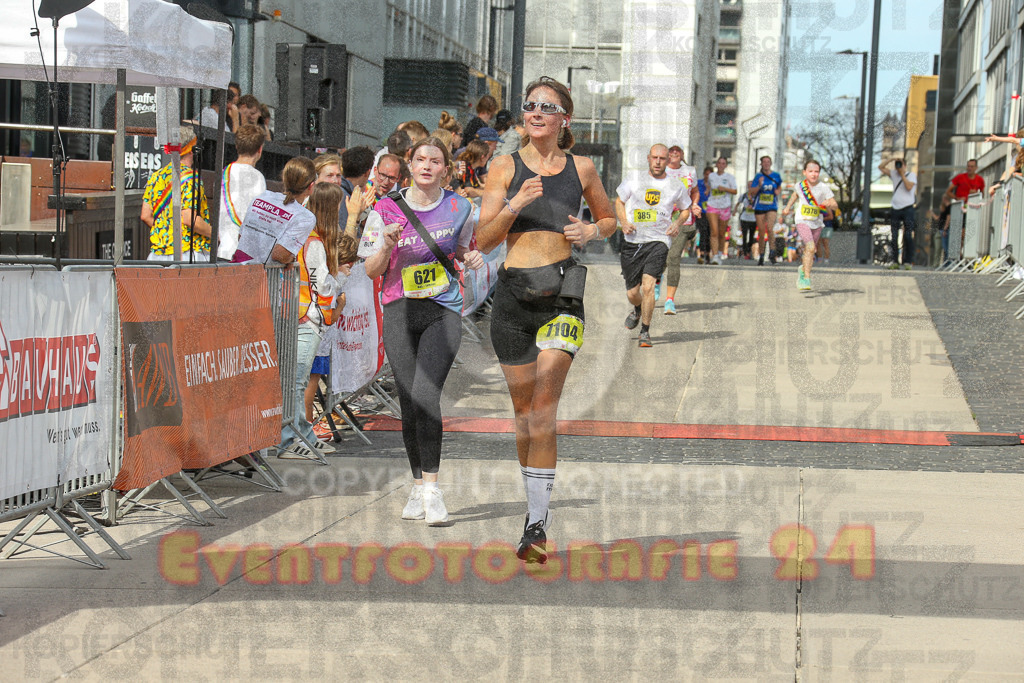 250920_1338_EX1_5953 | Sportfotografie im Rhein-Sieg Kreis, Köln, Bonn, NRW, Rheinland Pfalz, Hessen, etc. Unser Tätigkeitsfeld umfasst den Laufsport vom Volkslauf über den Marathon, Duathlon, Triathon bis zum Ultralauf wie Kölnpfad Ultra oder Schindertrail.