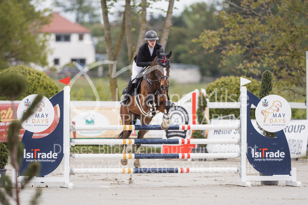 230520_MayDays_L-Spr-U25-406 | Deine schönsten Turniermomente als professionelle Fotos! Entdecke hochwertige Pferdesport-Fotografie im Online-Shop. Jetzt Fotos finden & bestellen!
