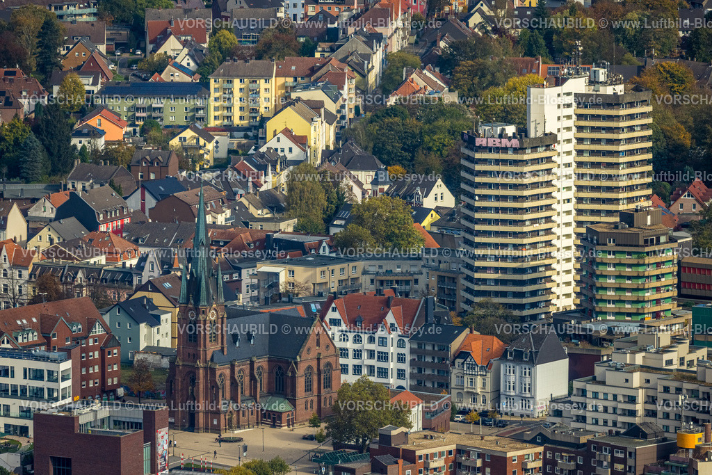 Herne241016102 | Luftbild, Europaplatz mit evang. Kreuzkirche, Hochhaus Wohnturm an der Kreuzkirche, ABM Schriftzug, Holsterhausen, Herne, Ruhrgebiet, Nordrhein-Westfalen, Deutschland