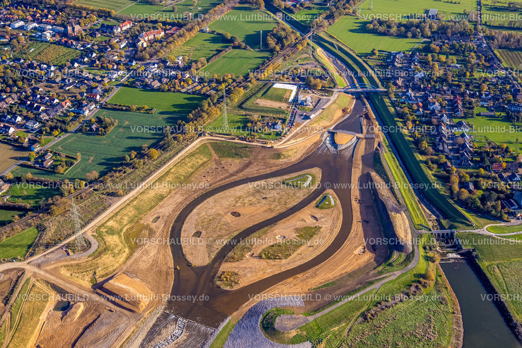 Dinslaken221102389Emschermuendung | Luftbild der alten und der neuen Emschermündung auf der Stadtgrenze zwischen Dinslaken und Voerde, Mündung in den Fluß Rhein, Emscherumbau, EGLV, Emschergenossenschaft, neue Emschermündung, Fischtreppe, Ruhrgebiet, Nordrhein-Westfalen, Deutschland