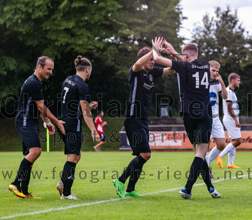 2023-09-03_036_SV_Anzing_gegen_TSV_Ottobrunn | Anzing, Deutschland, 03.09.2023:
Fußball, Kreisliga 2023 / 2024, Testspiel, 3. Spieltag, Endergebnis: 3:0

Jubel nach dem 1:0 durch Gabriel Thul (SV Anzing, #14)
Peter Rauch (SV Anzing, #6), Christian Rickhoff (SV Anzing, #7), Kilian Blumberg (SV Anzing, #8), Gabriel Thul (SV Anzing, #14)

Foto: Christian Riedel / fotografie-riedel.net