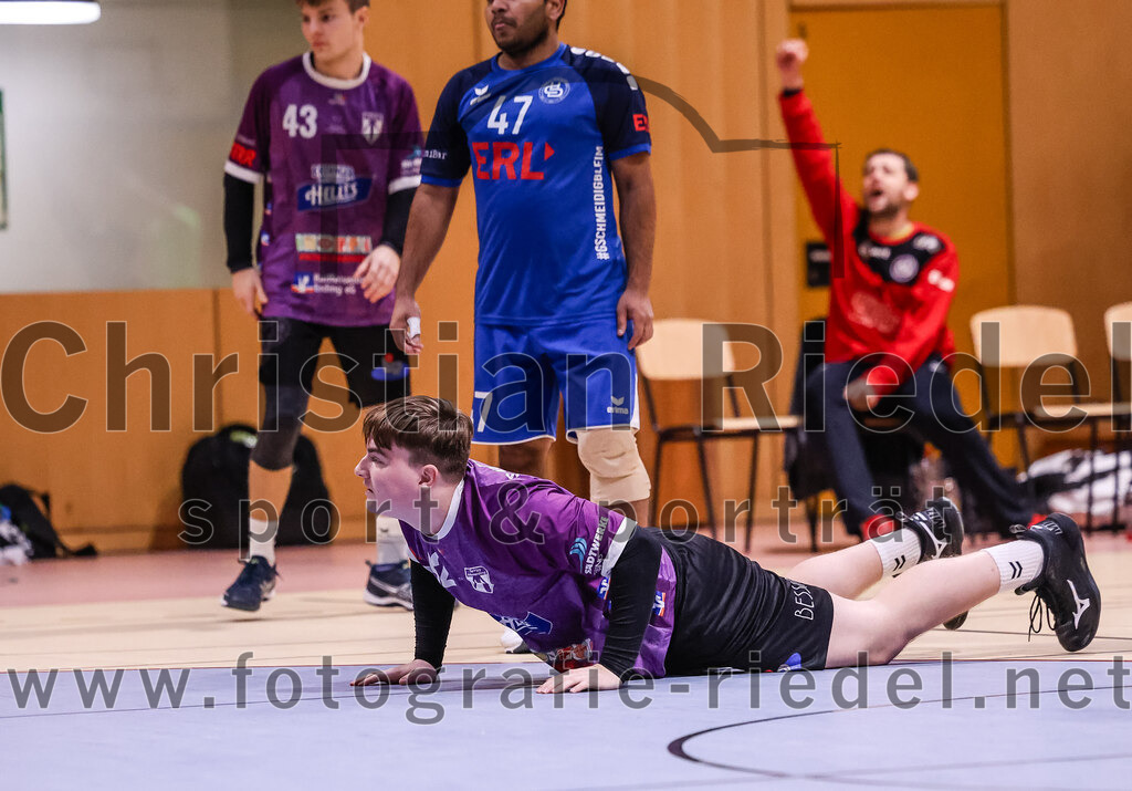 2024-11-09_062_SpVgg_Altenerding_II_gegen_HC_Deggendorf | Erding, Deutschland, 09.11.2024:Handball, Bezirksliga Männer Ost 2024 / 2025, 4. Spieltag, SpVgg Altenerding II gegen HC Deggendorf, Endergebnis: 25:24Foto: Christian Riedel / fotografie-riedel.net