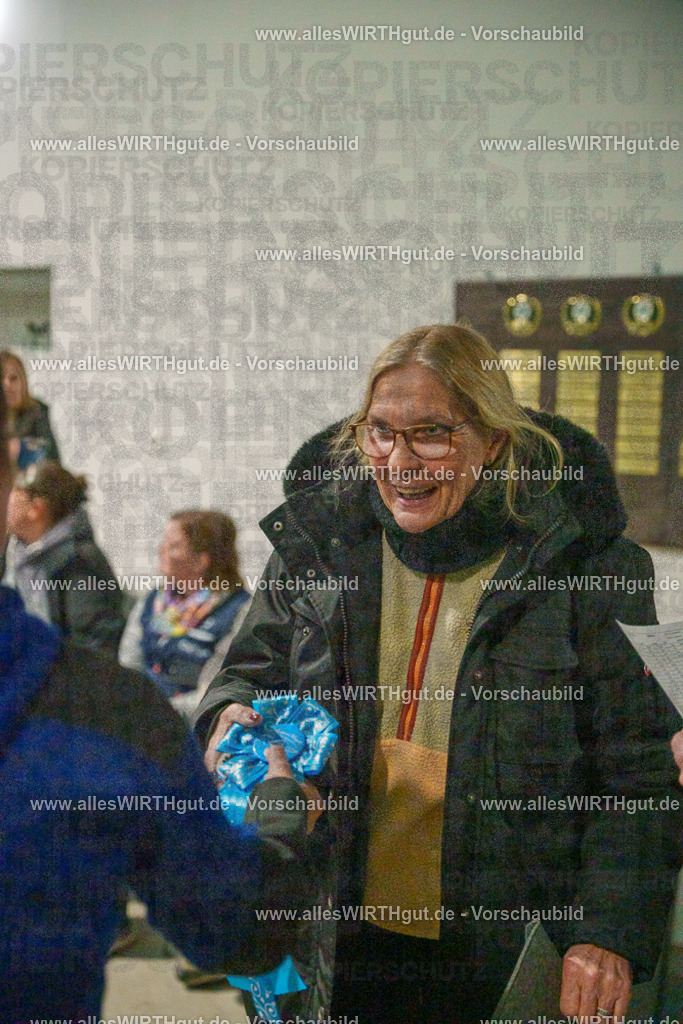 7R504783 | Professionelle Tierfotografie in Mönchengladbach von Daniel Wirth (allesWIRTHgut). Liebevolle & natürliche Bilder von Hunden & Katzen für unvergessliche Erinnerungen.