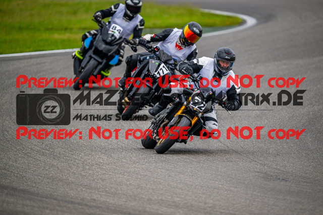 MaZZes_FotoMatrix_240701_6007705_7216 | INST