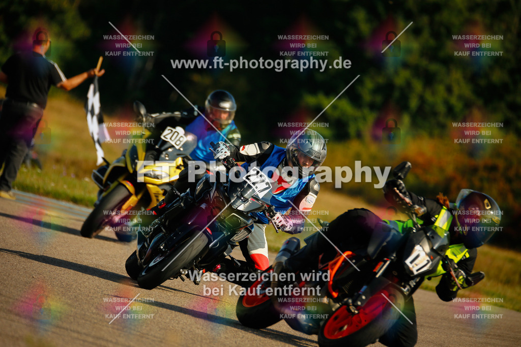 _MOT5735 | Hier findet Ihr Bilder von Touristenfahrten auf der Nürburgring Nordschleife oder von anderen Veranstaltungen die ich besucht habe. Viel Spass beim Durch Schauen 