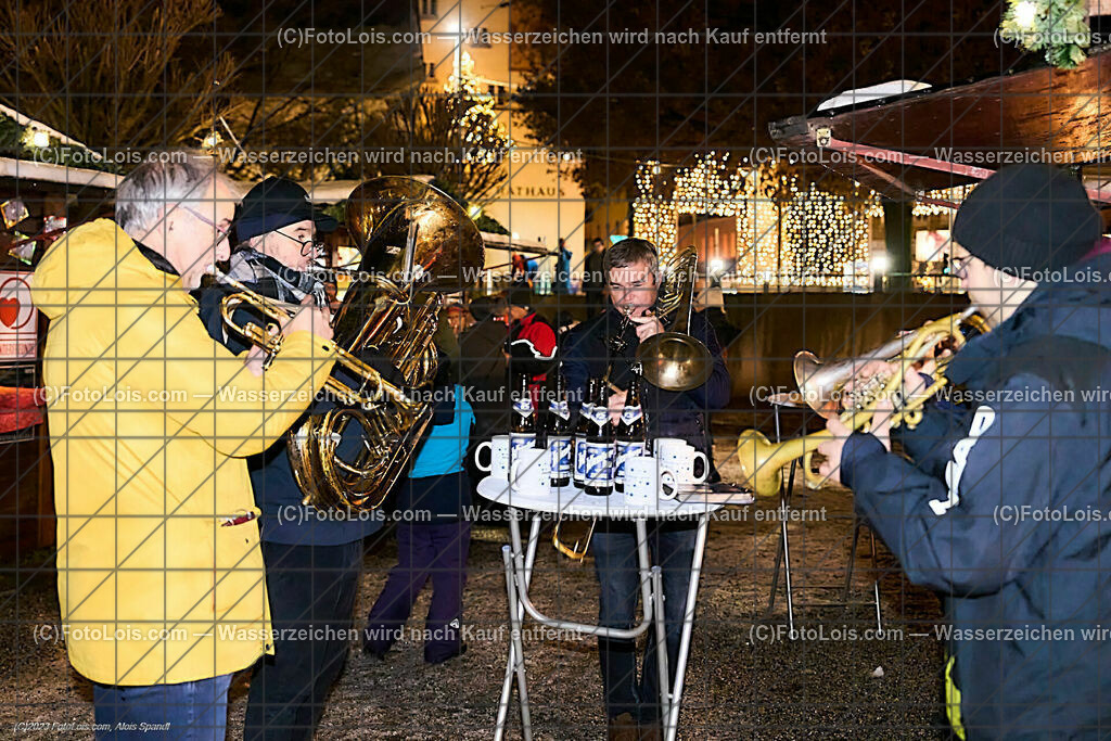 ALP5492_WIESELBURGER ADVENT_Die Tschechen | (C)FotoLois.com, Alois Spandl, WIESELBURGER ADVENT, Perchtenlauf, So 10. Dez. 2023.