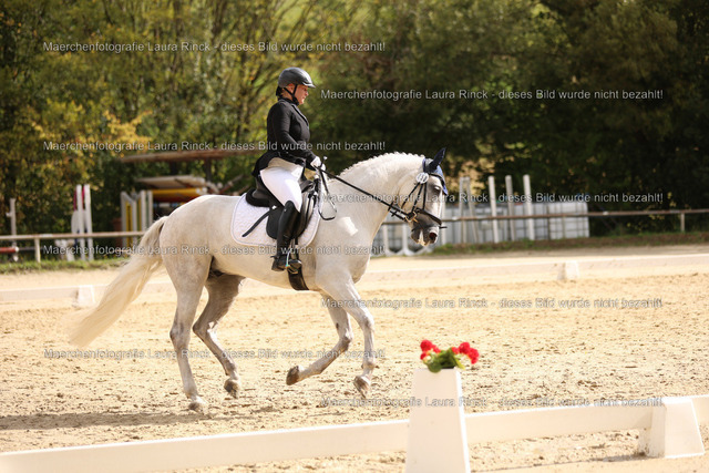 HG9A0585 | laurarinckfotografie - Realisiert mit Pictrs.com