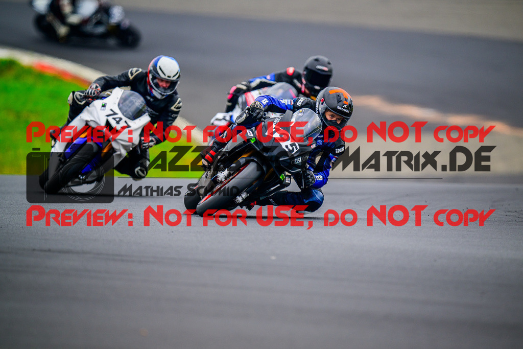 MaZZes_FotoMatrix_240804_6007705_7825 | Fotograf Mathias Schmid
Sportfotograf,
Eventfotograf,
Hochzeitsfotograf,
Portraitfotograf