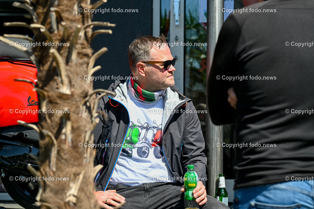 Lets Vespa togehter 2025_ Vespatreffen Neuhofen_ 27.04.2025-130 | 27.04.2025, Neuhofen, Kremsmuenster, AUT, Lets Vespa togehter 2025, Vespatreffen, im Bild Teilnehmer Vespatreffen, Motorsport Stadler©Copyright: Harald Dostal / fodo.media   Alle Bilder honorarfrei