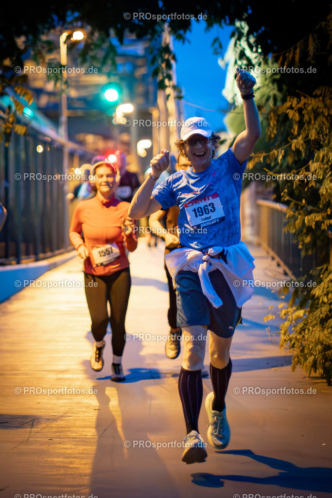 22. Nachtlauf des ASV Koeln; Koeln, 28.05.25 | Impressionen vom 22. Nachtlauf des ASV Koeln am 28.05.25 in der Altstadt von Koeln (Deutschland). Foto: BEAUTIFUL SPORTS/Bernd Hoffmann