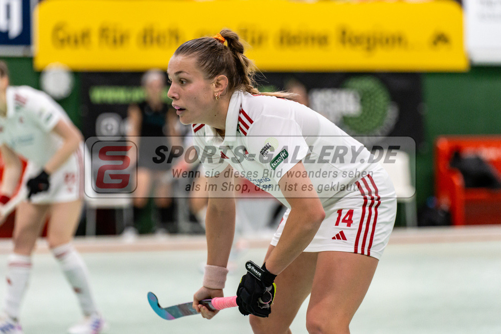 SFE_20250112_0052 | Köln, Deutschland, 12.01.2025:  ßHockey 1. Bundesliga Damen Rot-Weiss Köln - Schwarz-Weiß Köln im KTHC Stadion Rot-Weiss Köln Tennis and Hockey Club am 12.01.2025 in Köln, Deutschland. (Foto von Stephan Fehrmann)Köln, Germany, 12.01.2025: ßHockey 1. Bundesliga Damen Rot-Weiss Köln - Schwarz-Weiß Köln in KTHC Stadion Rot-Weiss Köln Tennis and Hockey Club at 12.01.2025 in Köln, Deutschland. (Foto from Stephan Fehrmann)