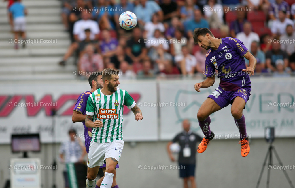 A_LUI_31072022_09 | SPORT,FUSSBALL,ADMIRAL BUNDESLIGA AUSTRIA KLAGENFURT-RAPID 31.07.2022 IM BILD: THORSTEN MAHRER  (KLAGENFURT) UND GUIDO BURGSTALLER  (RAPID) FOTO: FOTOLUI/MARIO WIMMER
