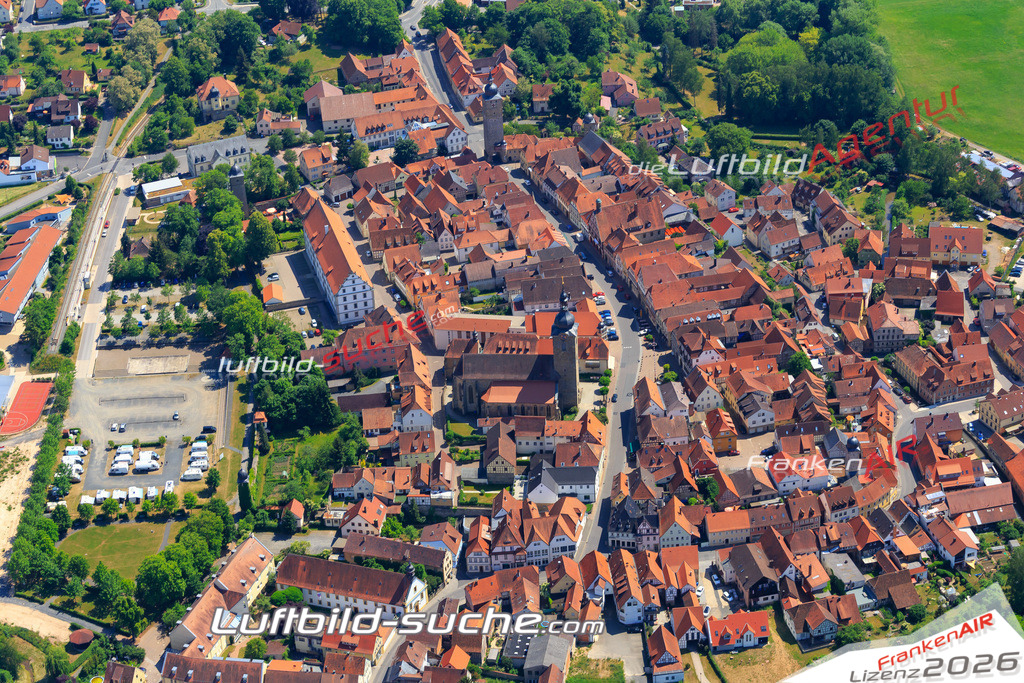 Die Luftaufnahme der Stadt Ebern wurde vom UL-Flugzeug heraus erstellt ( keine Drohne )- hohe Auflösung für beste Qualität