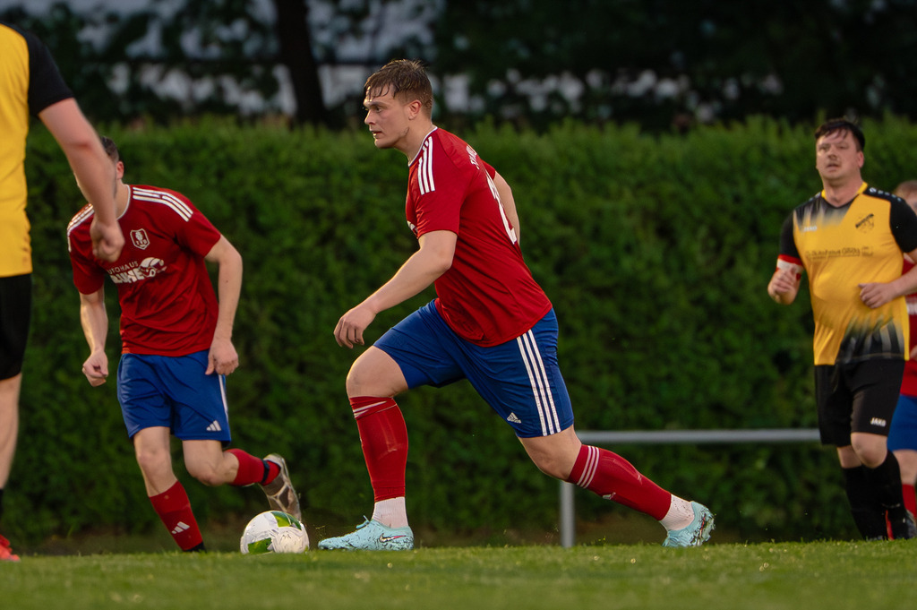 Fußball I Herren I Saison 2025-2026  I 2. Kreisklasse I 28. Spieltag I TV Dinklage III - BS Vörden II I 0946 | jns.sportfotos - Realisiert mit Pictrs.com
