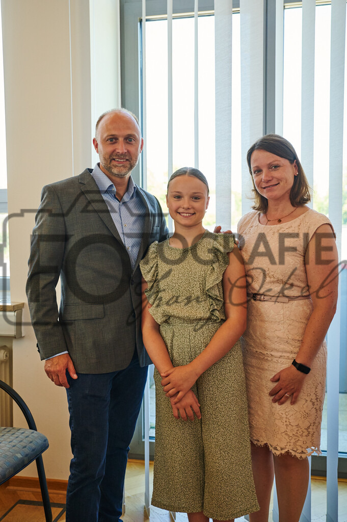 HuS_DSC2207 | Fotobox, Portraitfotografie, Hochzeitsfotografie, Bewerbungsfoto - Realisiert mit Pictrs.com