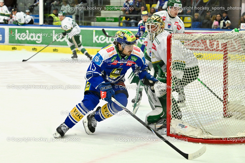 EC IDM WÄRMEPUMPEN VSV vs. FTC-TELEKOM JÉGKORONG | #13 Adam Helewka EC VSV, #1 Bence Balizs FTC-Telekom, EC IDM WÄRMEPUMPEN VSV vs. FTC-TELEKOM JÉGKORONG, EC IDM WÄRMEPUMPEN VSV vs. FTC-TELEKOM JÉGKORONG am 19.10.2025 in Villach (Stadthalle Villach), Austria, (Photo by Bernd Stefan)