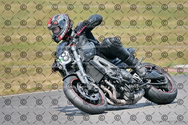 25bt04-1314 | markuskiefer.com - Realisiert mit Pictrs.com