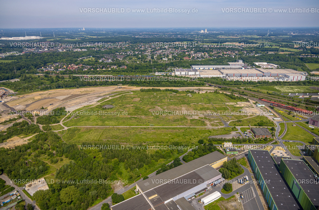 Dortmund240507320 | Luftbild, Gewerbegebiet Westfalenhütte Gelände, Brachfläche, Kaufland Logistik Dortmund Eving, Blick zum Ortsteil Eving, Fernsicht, Dortmund, Ruhrgebiet, Nordrhein-Westfalen, Deutschland