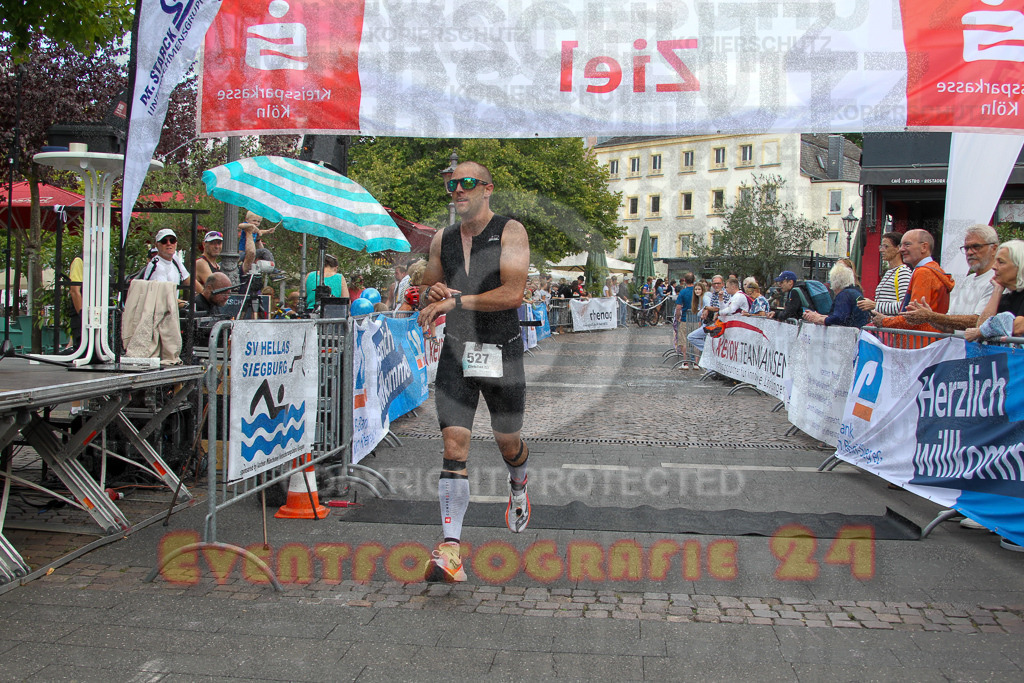 250824_1420_EV4_1564 | Sportfotografie im Rhein-Sieg Kreis, Köln, Bonn, NRW, Rheinland Pfalz, Hessen, etc. Unser Tätigkeitsfeld umfasst den Laufsport vom Volkslauf über den Marathon, Duathlon, Triathon bis zum Ultralauf wie Kölnpfad Ultra oder Schindertrail.