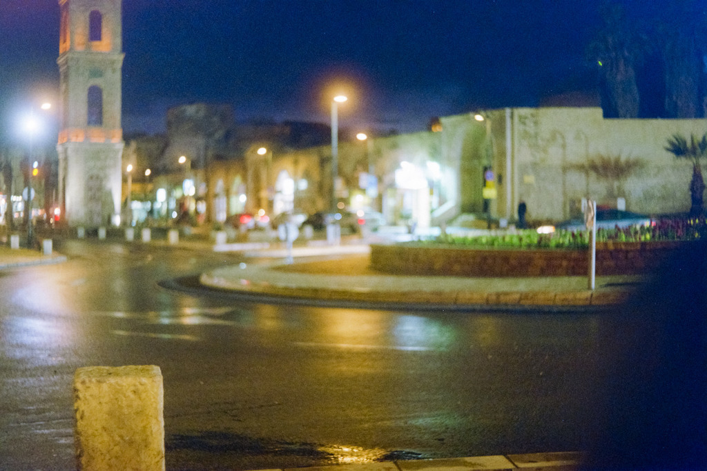 Tel Aviv, Israel | Online Shop für Christen: Christliche Poster XXL, Plakate, Wandbilder als Leinwand & christliche Postkarten, Kalender, Sticker & Lizenzen zum Download. Die Kunstwerke im christliche Geschenke Shop zeigen die Jahreslosung 2025, Gott, Jesus & mehr.