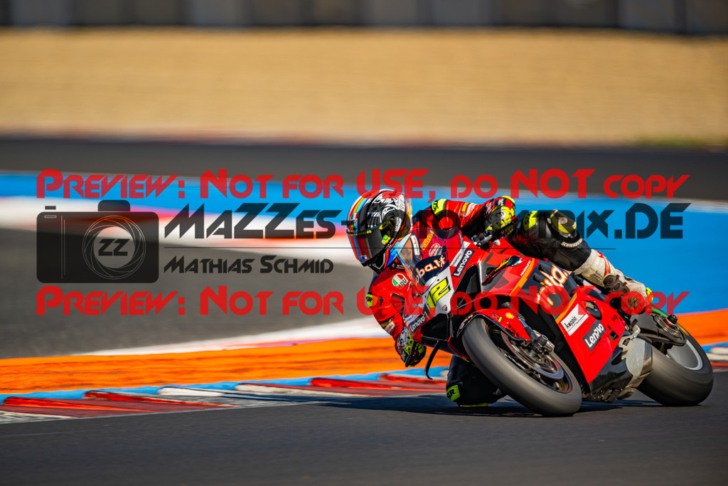 MaZZes_Fotomatrix_20250913_6007705_2384 | ROT