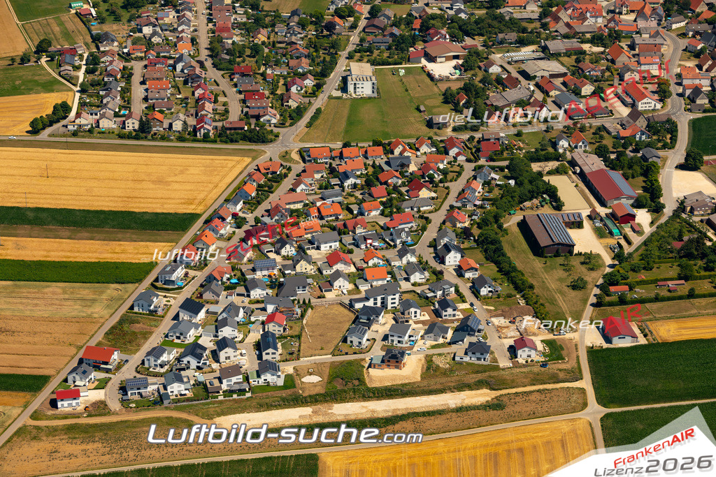 Aktuelles Luftbild von  Nellingen - Die Luftaufnahme wurde 2022 mittels UL-Flugzeug erstellt ( keine Drohne ) - hochauflösende Kamera-Systeme von  Canon -Beste Qualität - Für grossformatige Ausdrucke geeignet. Die Geschenkidee !