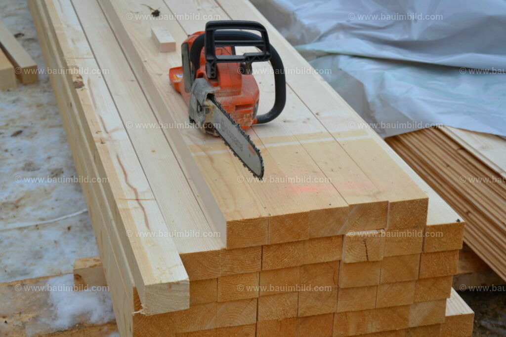 bib-lg09-holzbau-0200 | Nach LV-Leistungsgruppen sortierte Detailfotos über den Bau eines Hauses. Alle Hausbau-Bilder direkt vom Urheber und Autor der Website Haus-Selber-Bauen.com