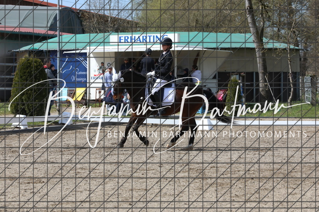 AZ2A3505 | Benjamin Bartmann Photomoments