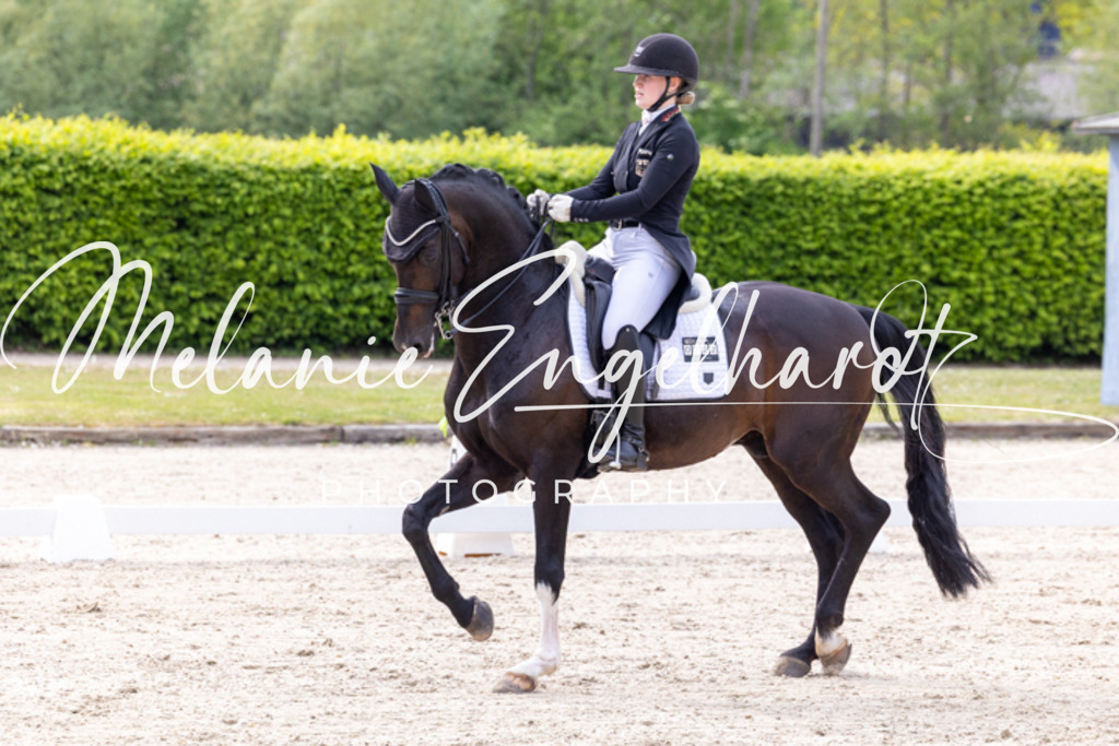 7I8A1379 | melanie-engelhardt-photography - Realisiert mit Pictrs.com