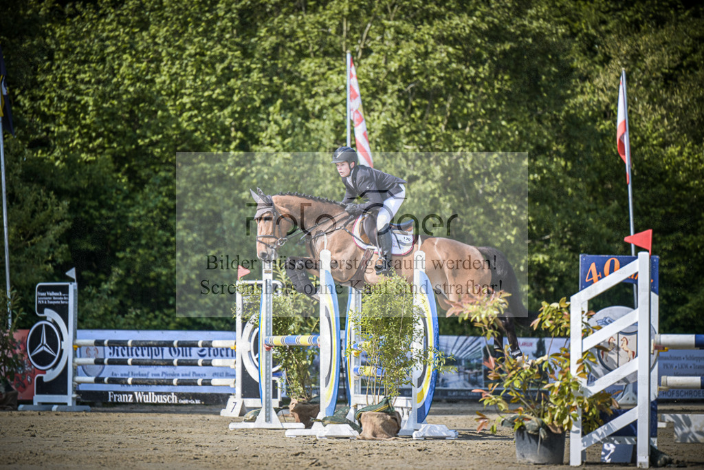 DOS_3599 | Entdecke hochwertige Reitturnierfotos von Foto Oger. Professionell, emotional und authentisch – jetzt Lieblingsmomente im Shop bestellen.Deutschlandweite Turnierfotografie. - Realisiert mit Pictrs.com
