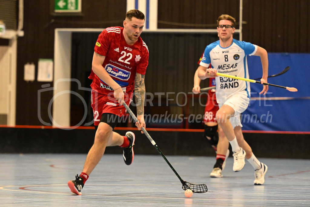 Strängnäs IBK vs FBC Kalmarsund Ungdom - 6. =January= 2024 | Strängnäs IBK vs FBC Kalmarsund Ungdom
Thomas Arena, Strängnäs
Adam Nilsson (#22 Strängnäs IBK)
Bild: Sportfotografie Markus Aeschimann | www.markus-aeschimann.ch - Realisiert mit Pictrs.com